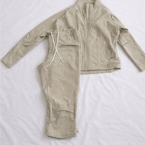 Nike Sphere Dry Beige Tracksuit Set Large 12-14